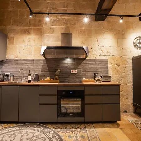 Knights 1500s Palazzino In - Seaview Rooftop Jacuzzi Lounge Villa