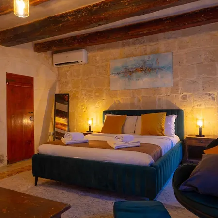 Villa Knights 1500s Palazzino In - Seaview Rooftop Jacuzzi Lounge *