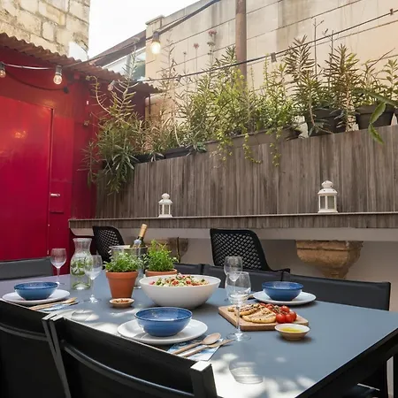 Knights 1500s Palazzino In - Seaview Rooftop Jacuzzi Lounge Villa *