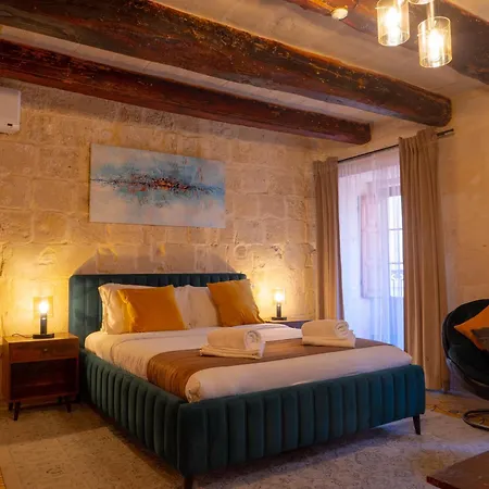 Knights 1500s Palazzino In - Seaview Rooftop Jacuzzi Lounge Villa Valletta