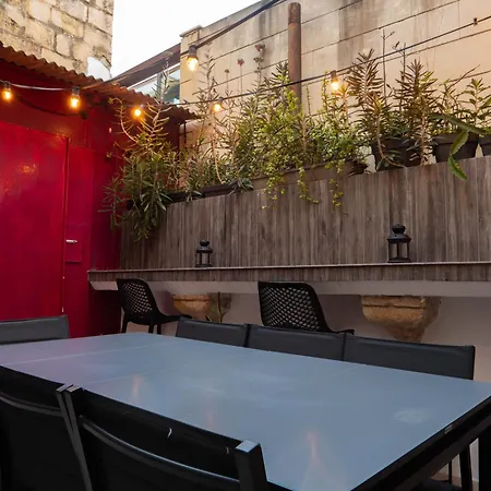 Luxury Year 1500s Palazzino In - Beautiful Rooftop Lounge Valletta