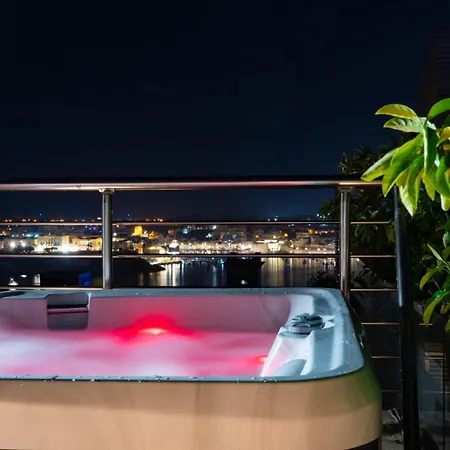 Knights 1500s Palazzino In - Seaview Rooftop Jacuzzi Lounge Villa Valletta