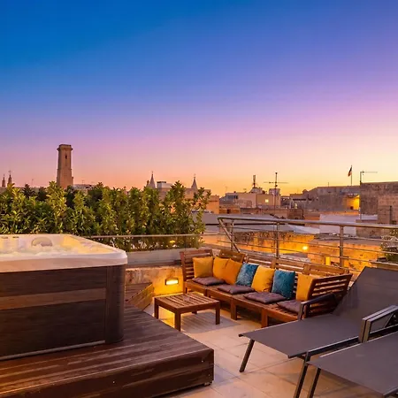 Knights 1500s Palazzino In - Seaview Rooftop Jacuzzi Lounge