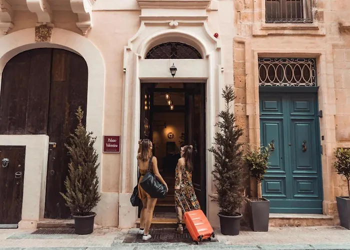 Knights 1500s Palazzino In - Seaview Rooftop Jacuzzi Lounge * Valletta