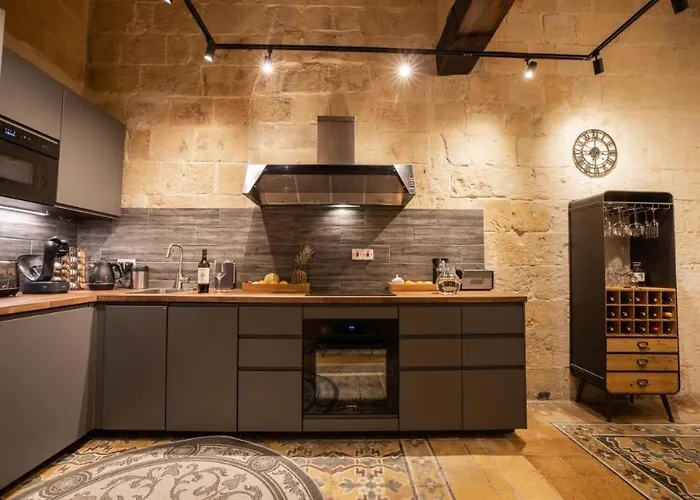 Knights 1500s Palazzino In - Seaview Rooftop Jacuzzi Lounge Vilă