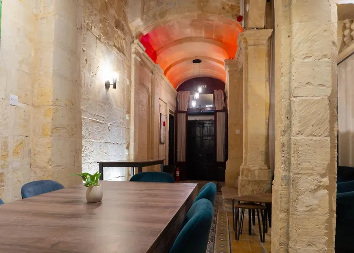 Knights 1500s Palazzino In - Seaview Rooftop Jacuzzi Lounge Villa *