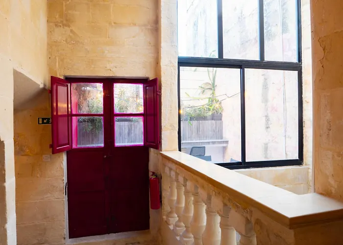 Knights 1500s Palazzino In - Seaview Rooftop Jacuzzi Lounge